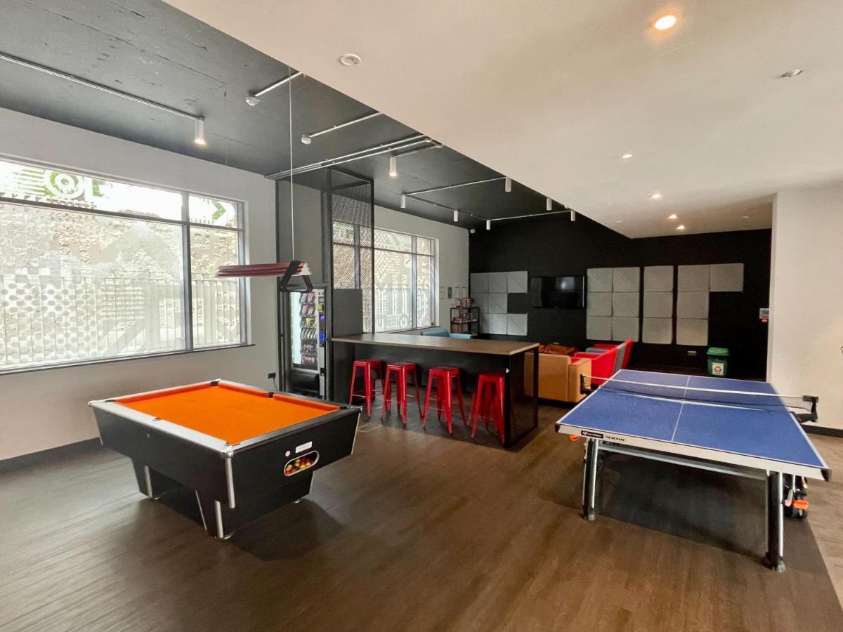 Apartmán Joivy Affordable Dublin Thomas Street - Adults Only Exteriér fotografie